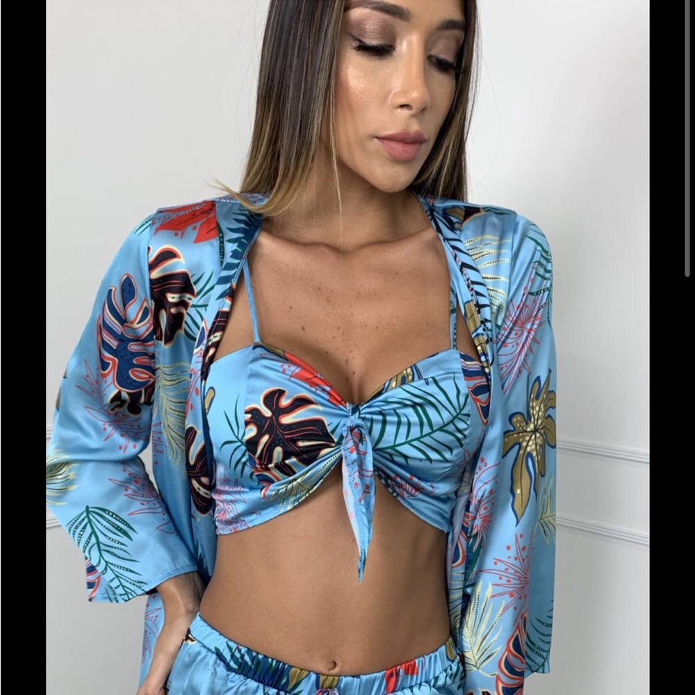 LOVE HARMONY 3 PC shorts SET size small